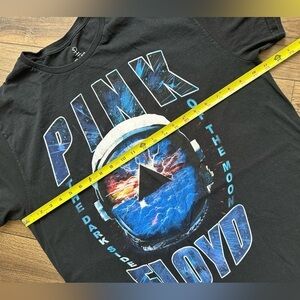 BUNDLE- 2 men’s Pink Floyd‎ XL t-shirts